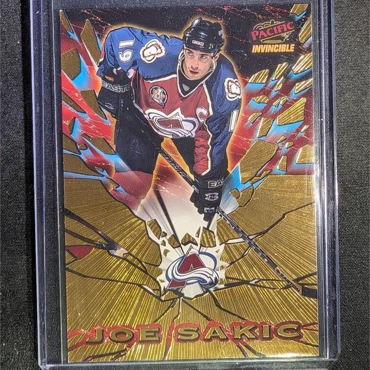 1997 Pacific Invincible Joe Sakic #10 HOF